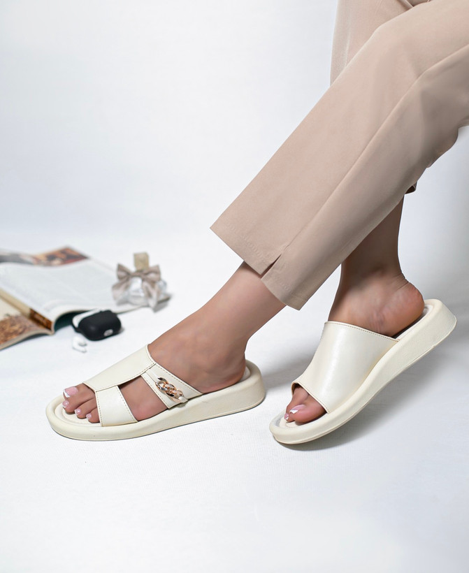 صندل طبی مدل آوینا استفاده برای روزمره